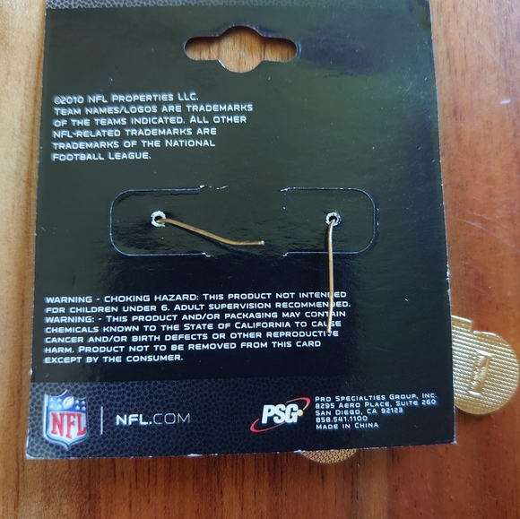New w/tags NFL Pittsburgh Steelers Earrings - Picture 3 of 5